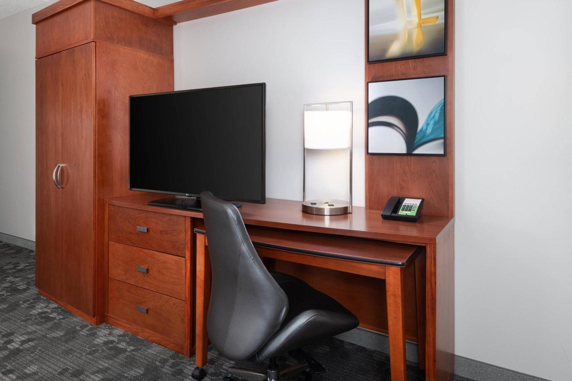 Hotel Courtyard By Marriott Pittsburgh Washington Meadow Lands Exteriér fotografie