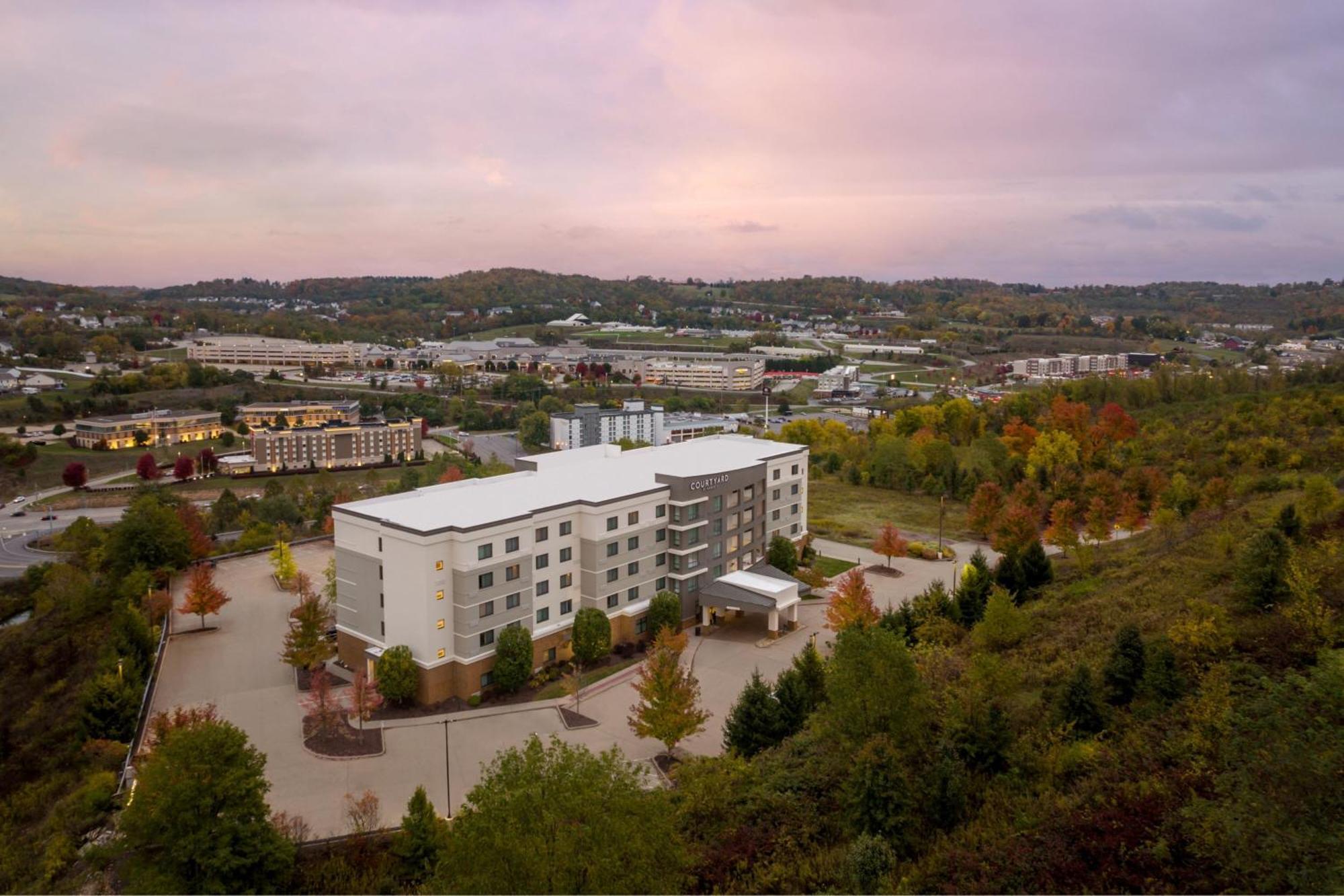Hotel Courtyard By Marriott Pittsburgh Washington Meadow Lands Exteriér fotografie